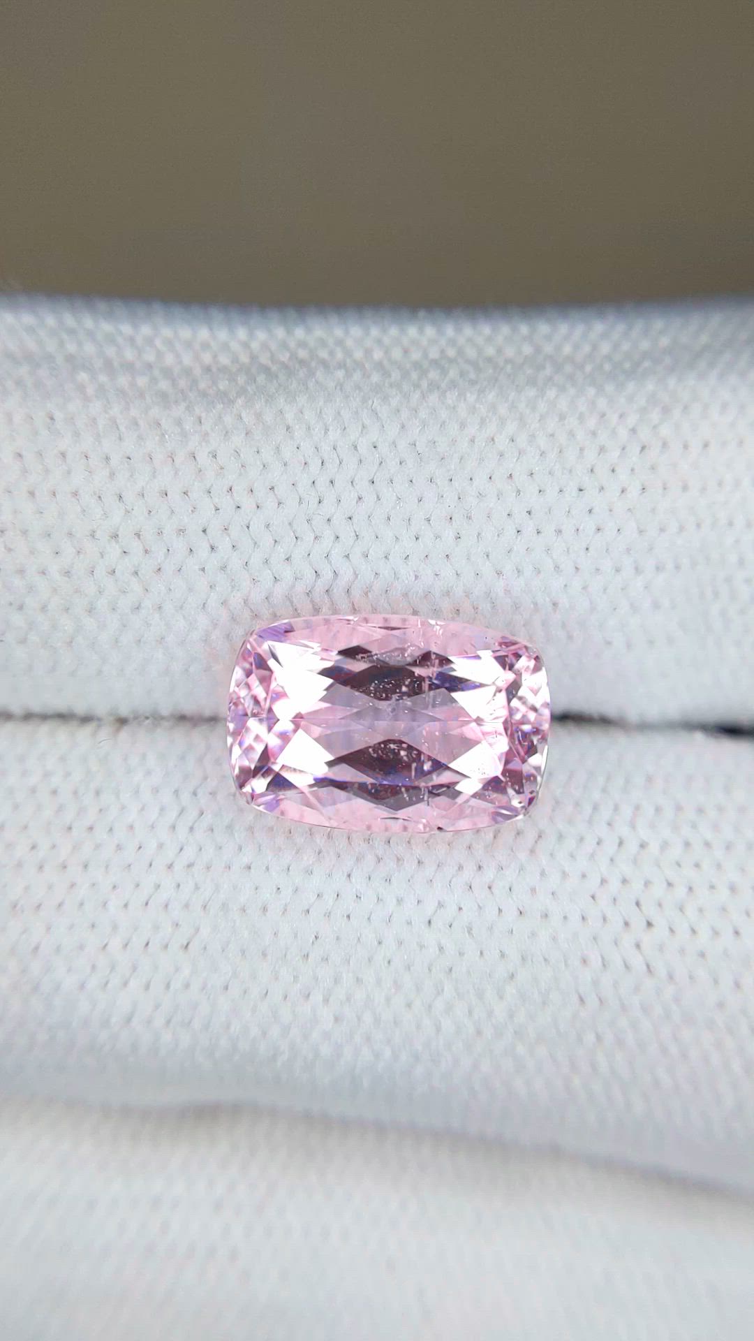 5.72 Ct. Pink Kunzite from Afghanistan Size Video