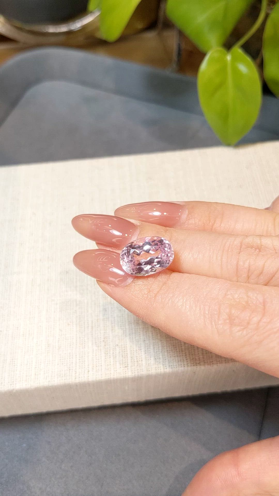 8.48 Ct. Purplish Pink Kunzite from Afghanistan Size Video