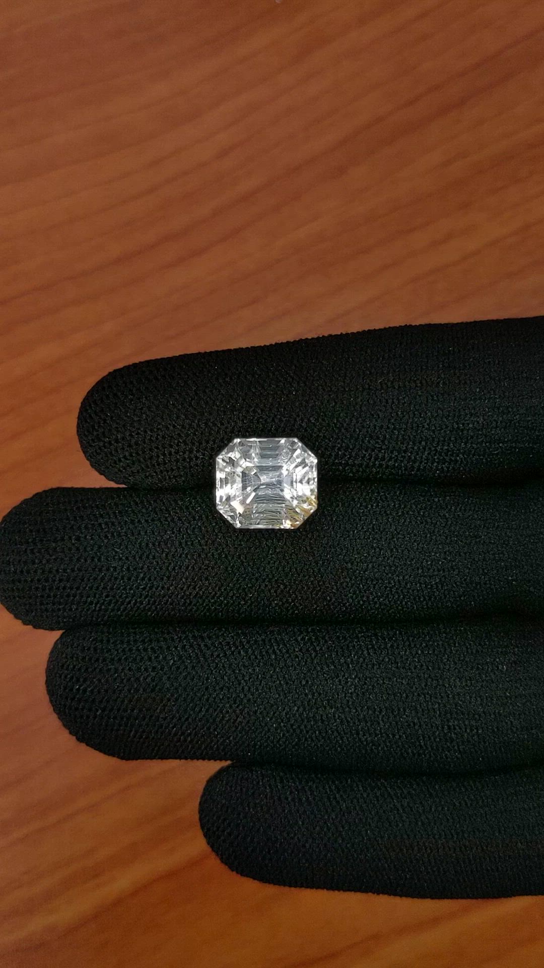 8.43 Ct. White Topaz from Ceylon (Sri Lanka) Size Video