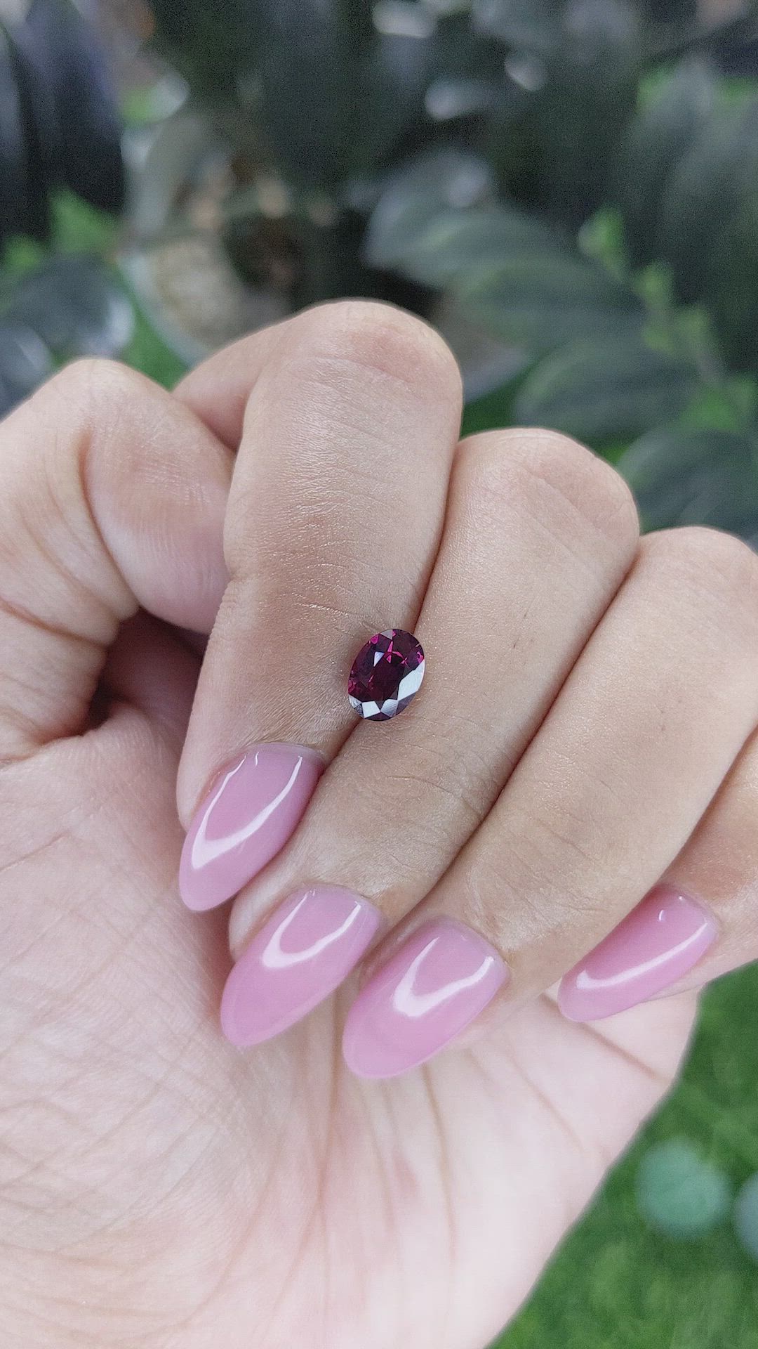 1.26 Ct. Reddish Pink Garnet from Ceylon (Sri Lanka) Size Video