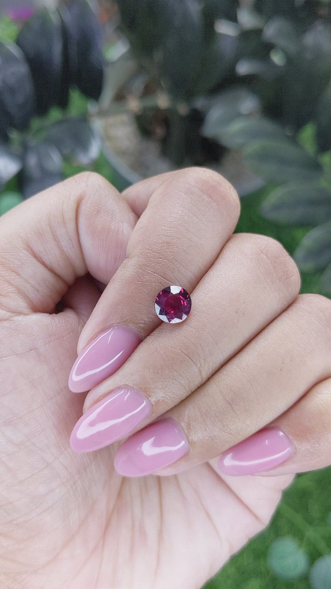 1.32 Ct. Reddish Pink Garnet from Ceylon (Sri Lanka) Size Video