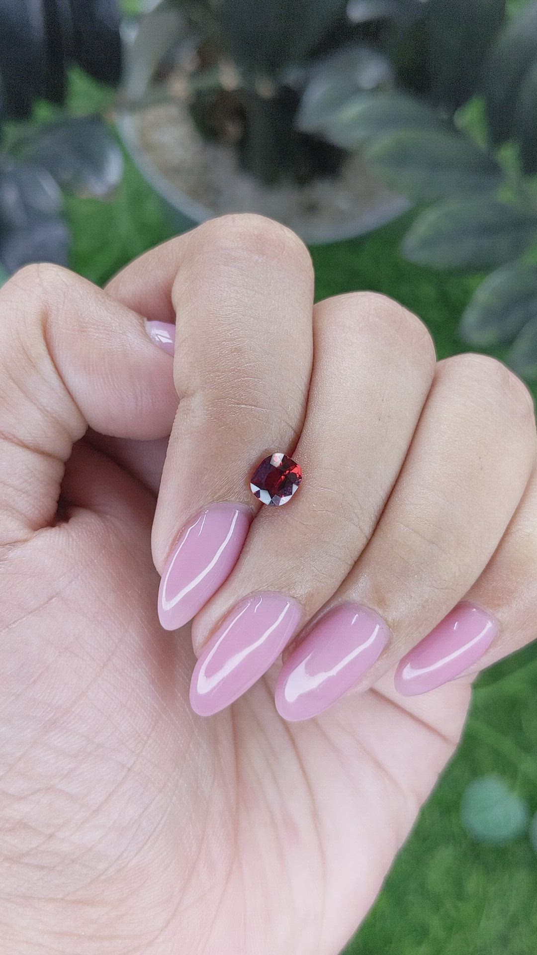 0.92 Ct. Orangish Red Garnet from Ceylon (Sri Lanka) Size Video