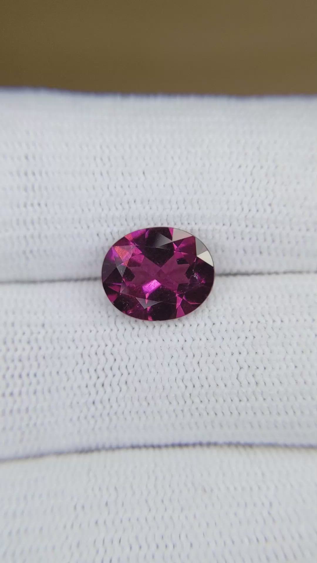 3.39 Ct. Pinkish Purple Rhodolite Garnet from Ceylon (Sri Lanka) Size Video