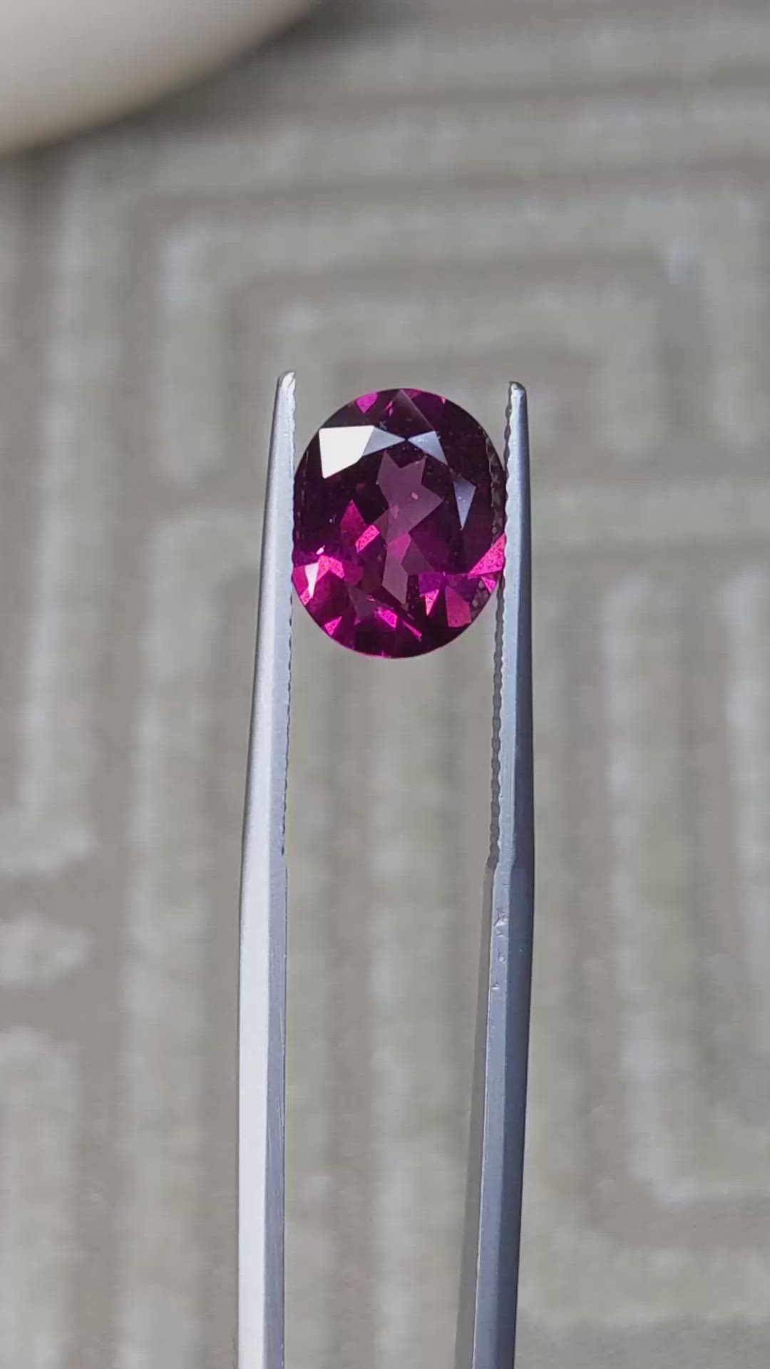 3.39 Ct. Pinkish Purple Rhodolite Garnet from Ceylon (Sri Lanka) Size Video