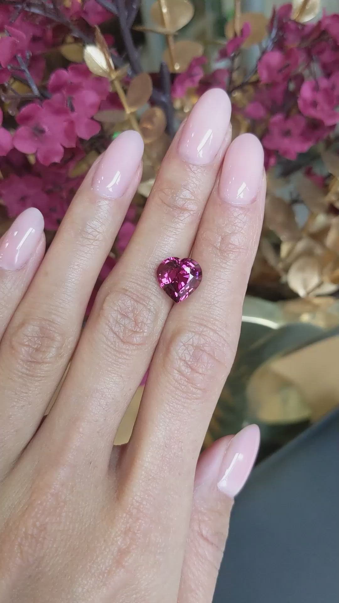 4.47 Ct. Purplish Pink Rhodolite Garnet from Ceylon (Sri Lanka) Size Video