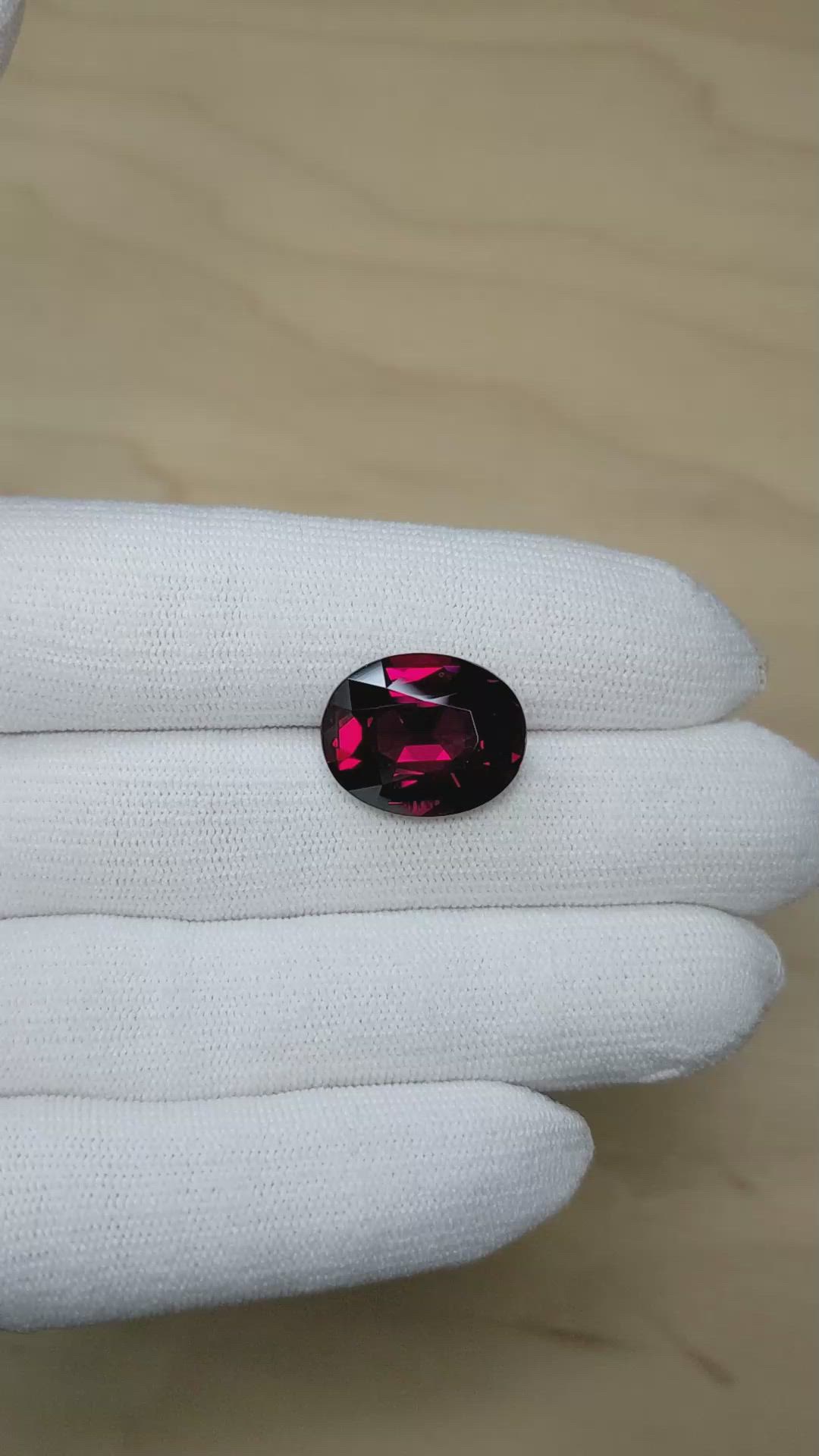 16.41 Ct. Red Rhodolite Garnet from Ceylon (Sri Lanka) Size Video