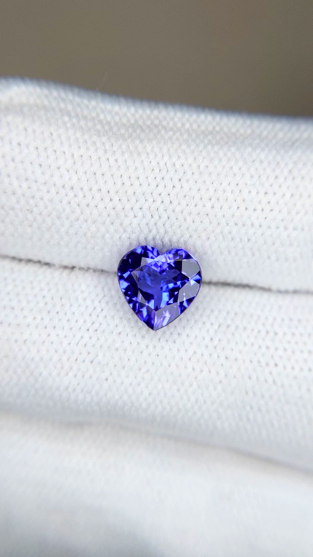1.83 Ct. Violetish Blue Tanzanite from Tanzania Size Video