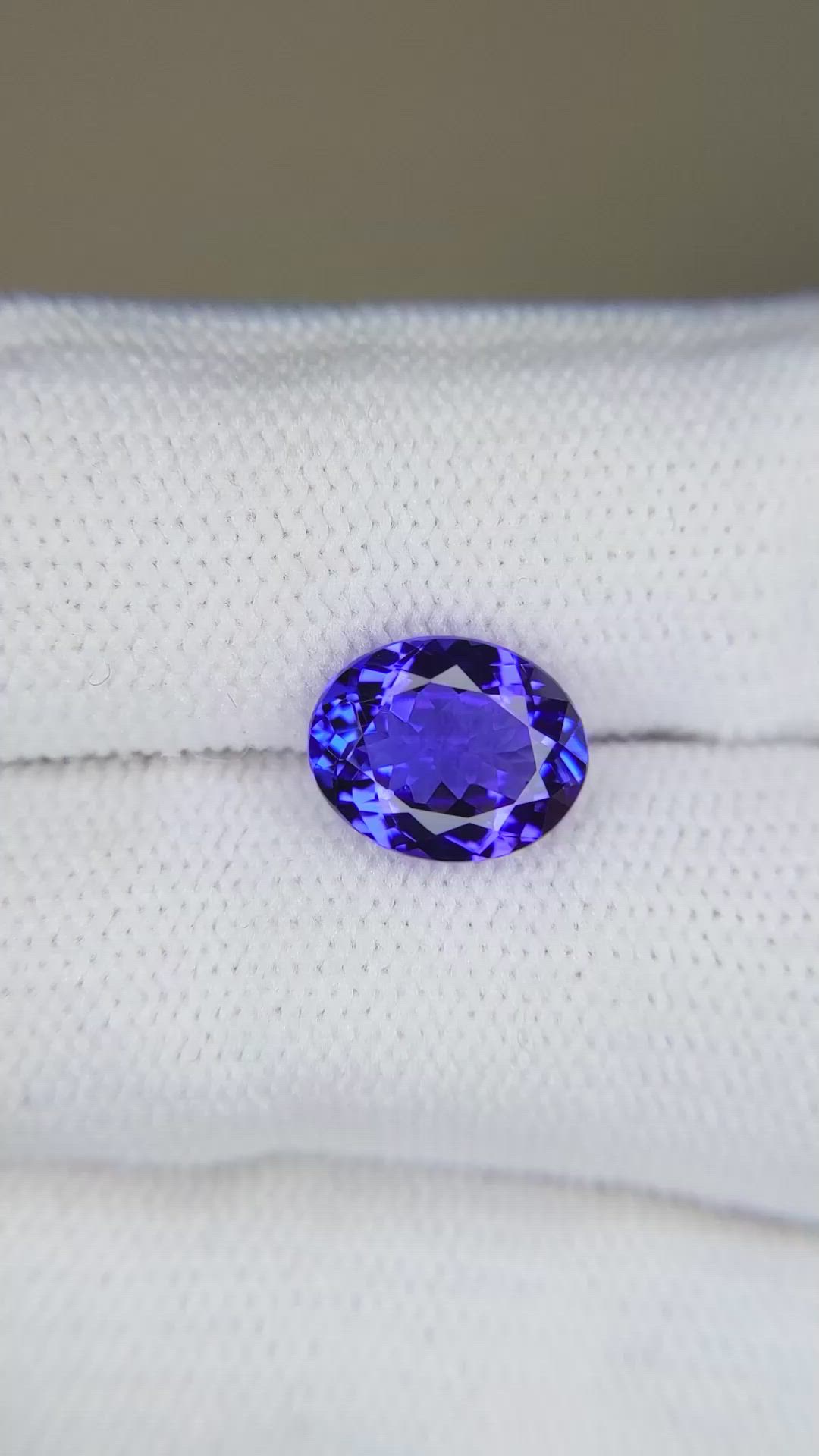 2.66 Ct. Violetish Blue Tanzanite from Tanzania Size Video