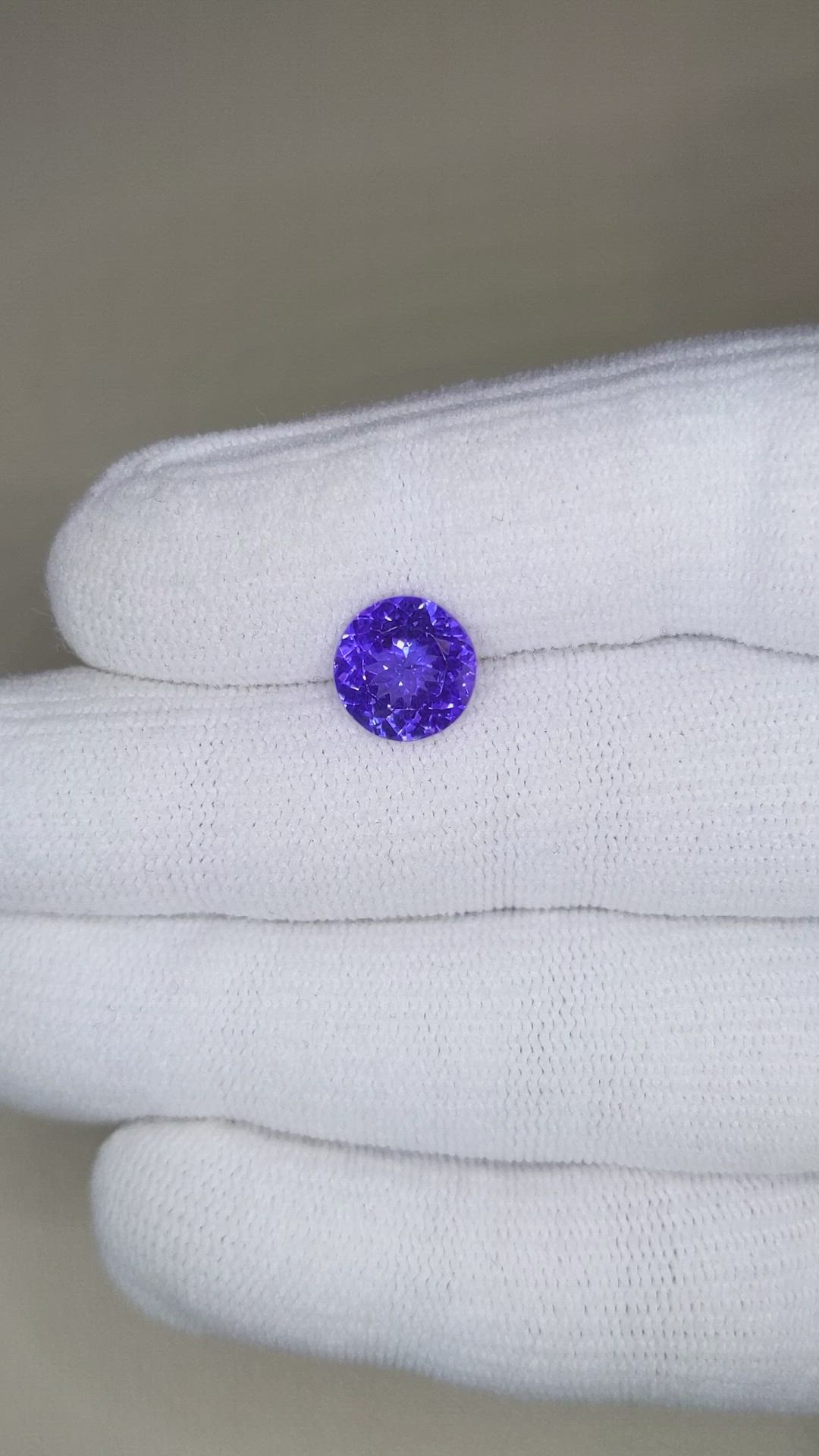 2.98 Ct. Violetish Blue Tanzanite from Tanzania Size Video