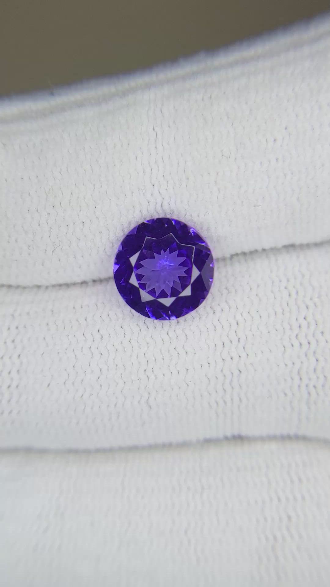 2.98 Ct. Violetish Blue Tanzanite from Tanzania Size Video
