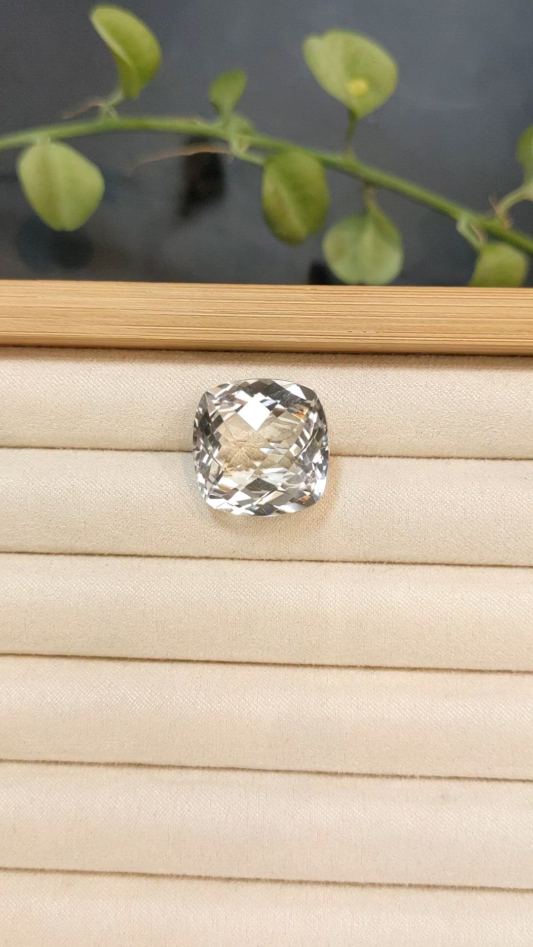 25.81 Ct. White Topaz from Brazil Size Video