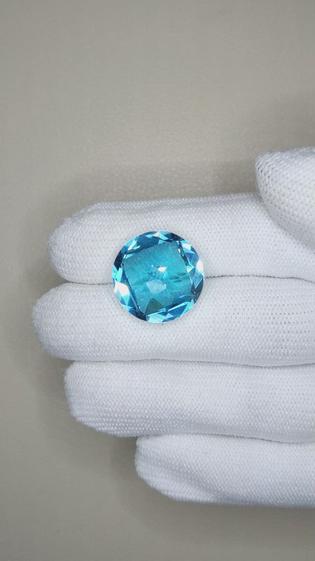 19.92 Ct. Swiss Blue Topaz from Brazil Size Video