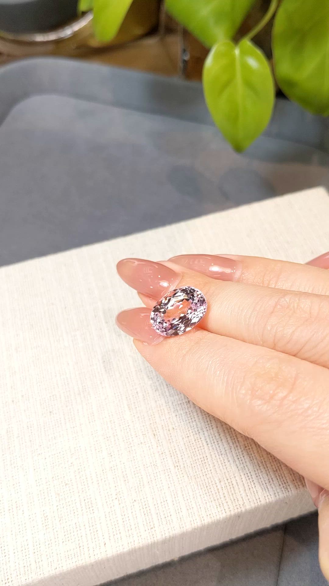 8.32 Ct. Pink Kunzite from Afghanistan Size Video