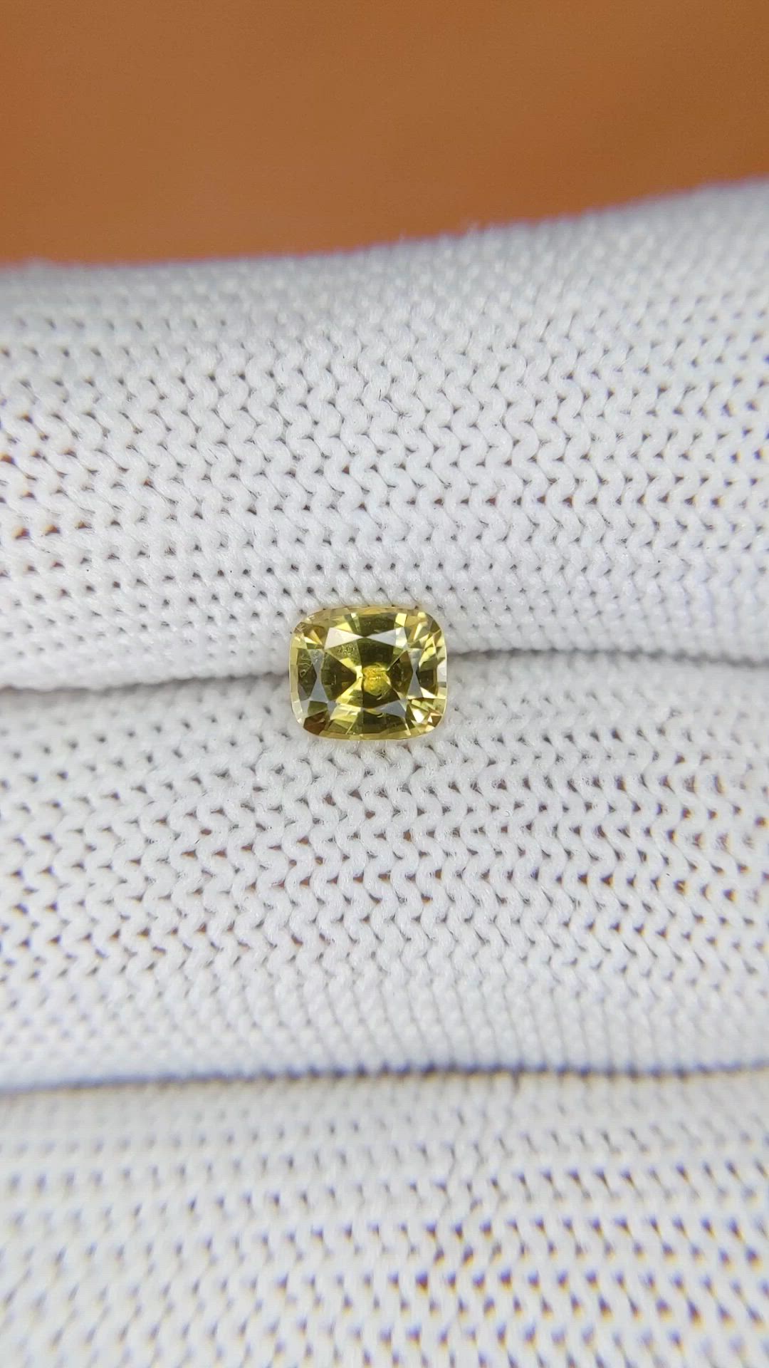 0.98 Ct. Greenish Yellow Chrysoberyl from Ceylon (Sri Lanka) Size Video
