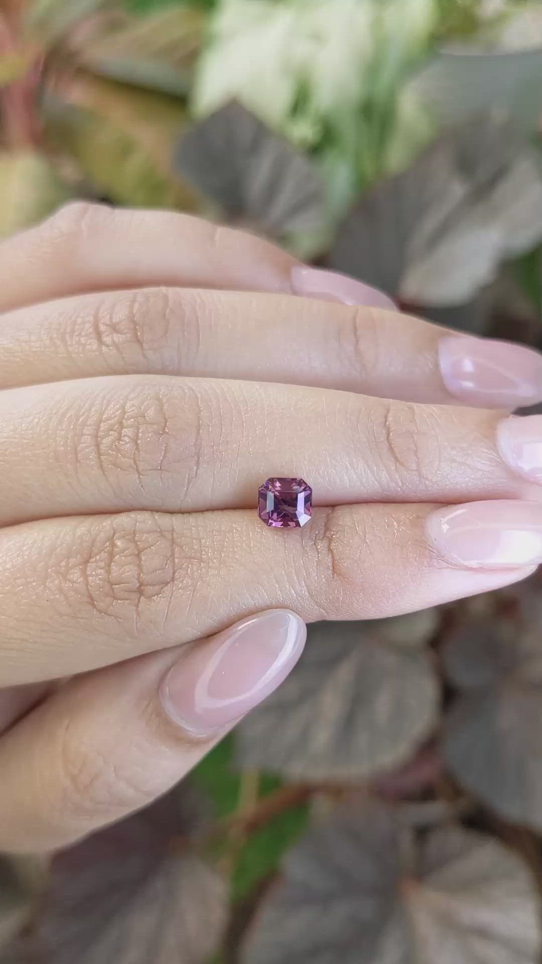 1.13 Ct. Purplish Pink Spinel from Ceylon (Sri Lanka) Size Video