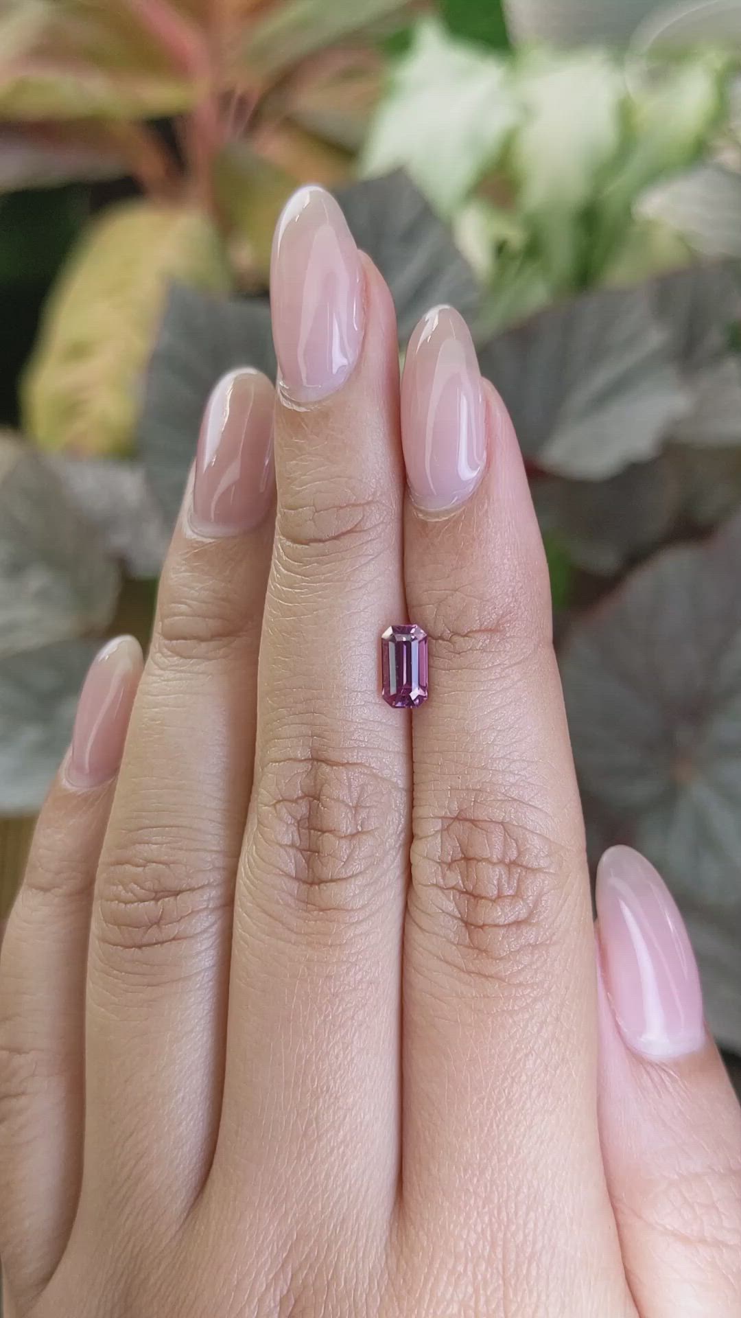 1.07 Ct. Purplish Pink Spinel from Ceylon (Sri Lanka) Size Video