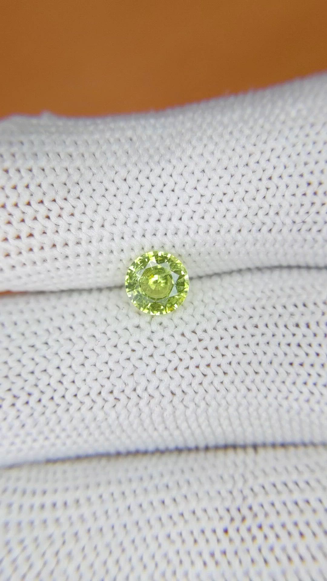 0.85 Ct. Yellowish Green Chrysoberyl from Ceylon (Sri Lanka) Size Video