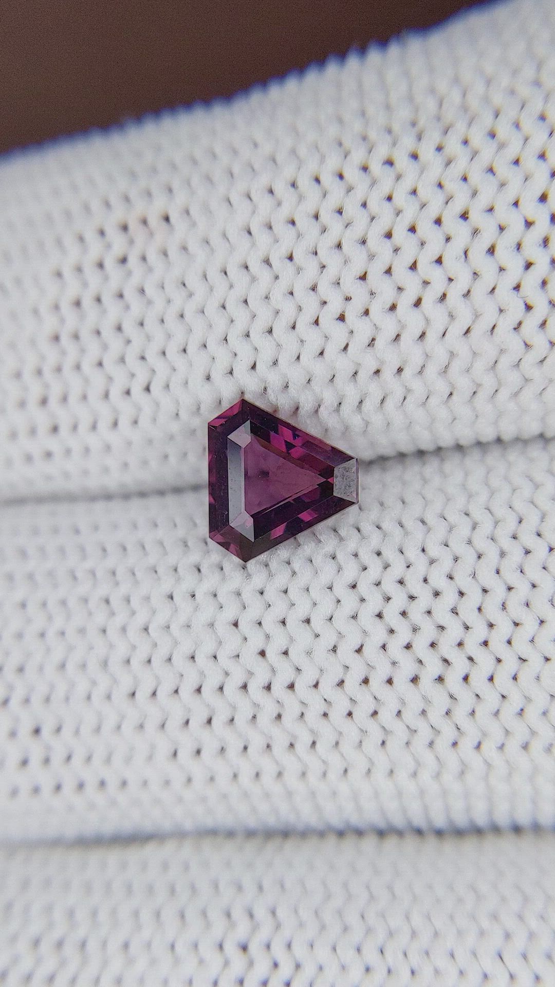 0.98 Ct. Pinkish Purple Spinel from Ceylon (Sri Lanka) Size Video