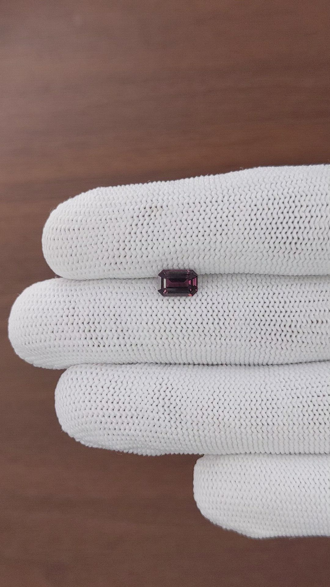 1.09 Ct. Purplish Pink Spinel from Ceylon (Sri Lanka) Size Video