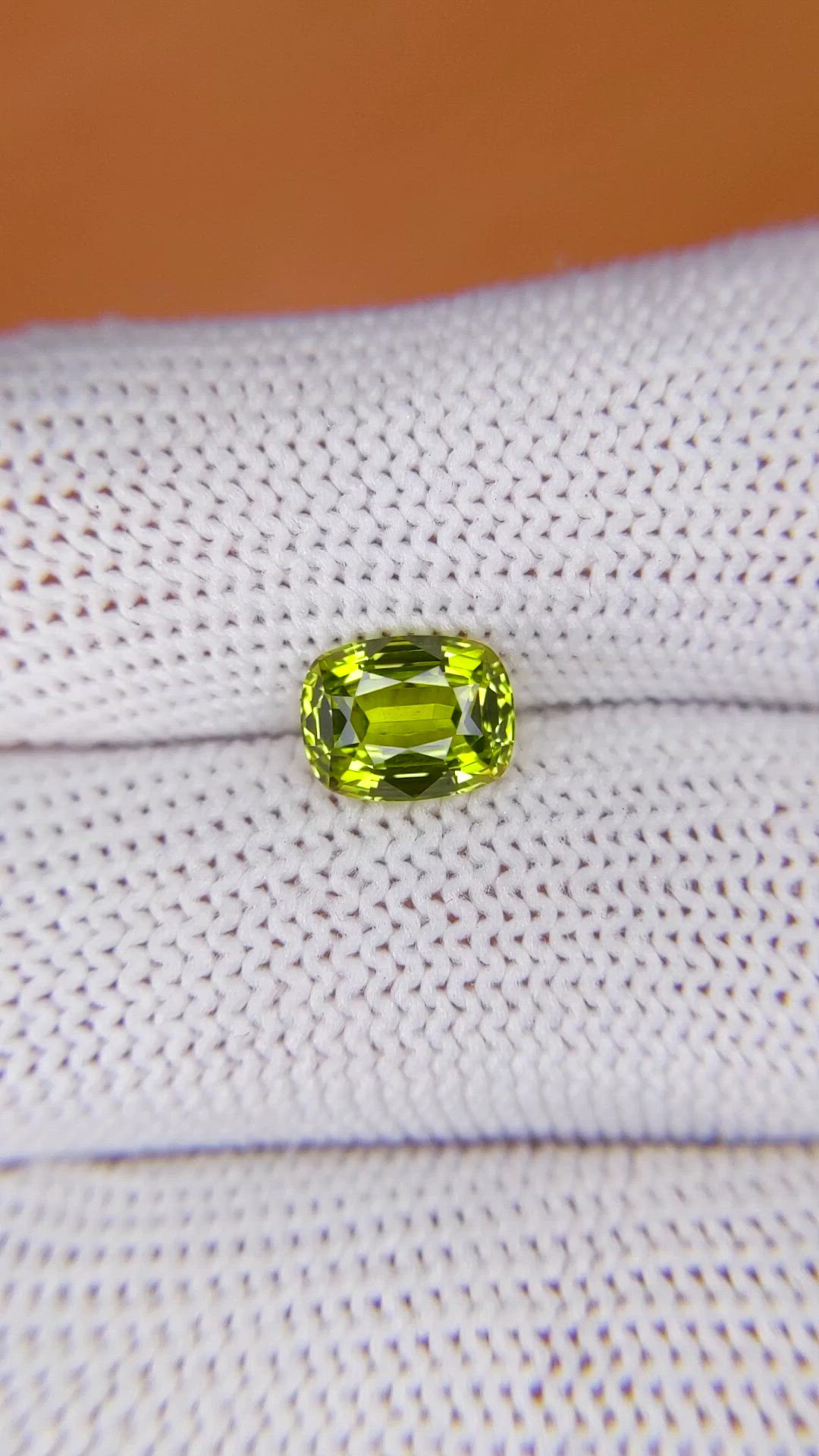 1.81 Ct. Yellowish Green Chrysoberyl from Ceylon (Sri Lanka) Size Video