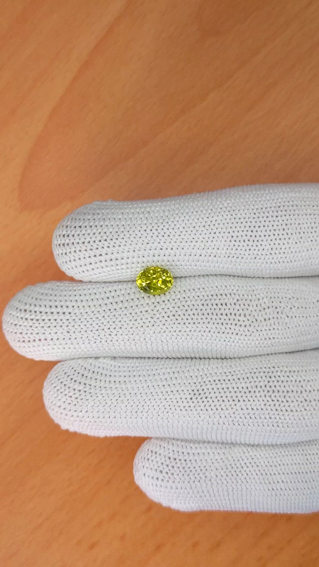 1.33 Ct. Yellowish Green Chrysoberyl from Ceylon (Sri Lanka) Size Video