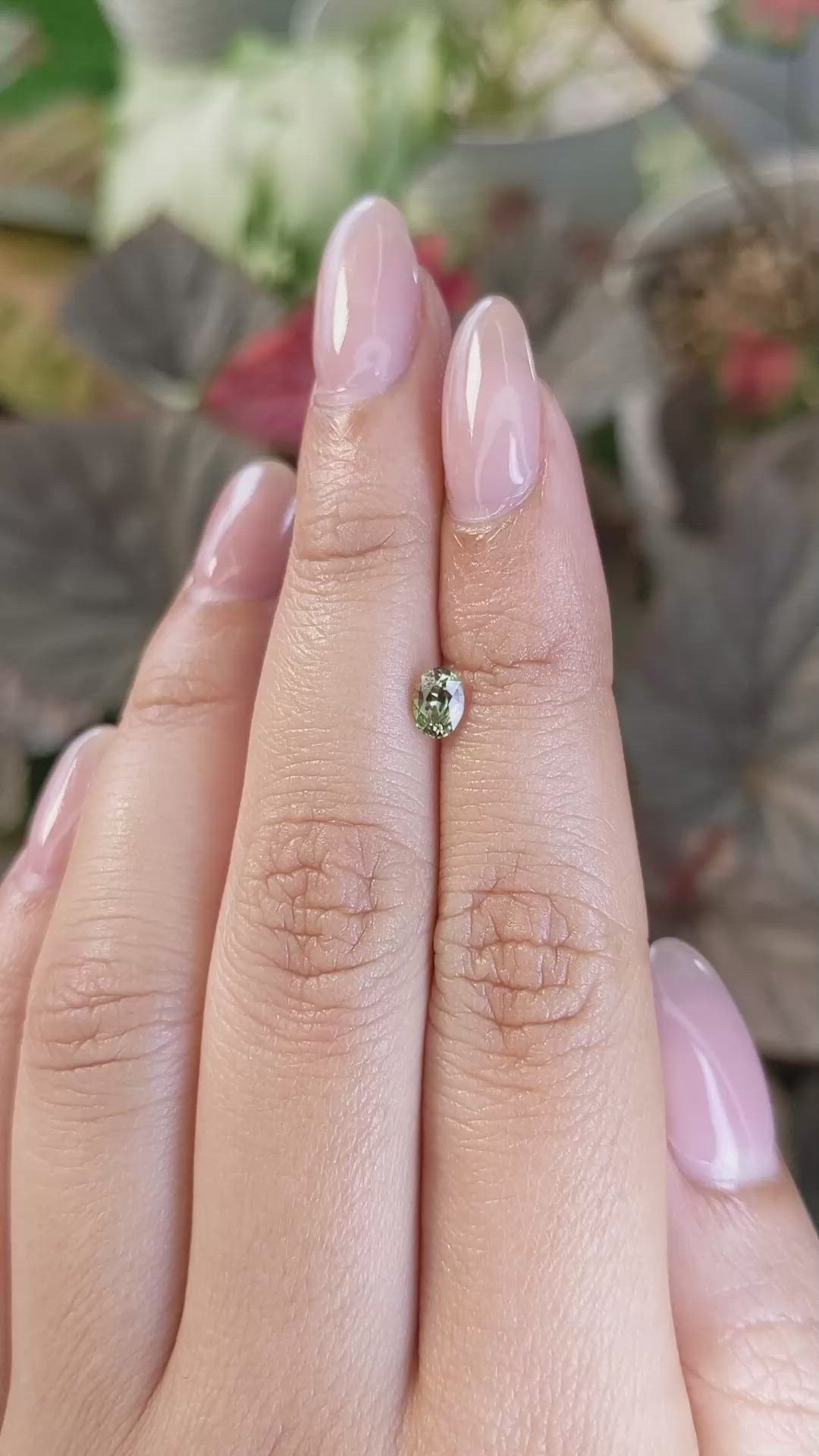0.48 Ct. Alexandrite from Ceylon (Sri Lanka) Size Video