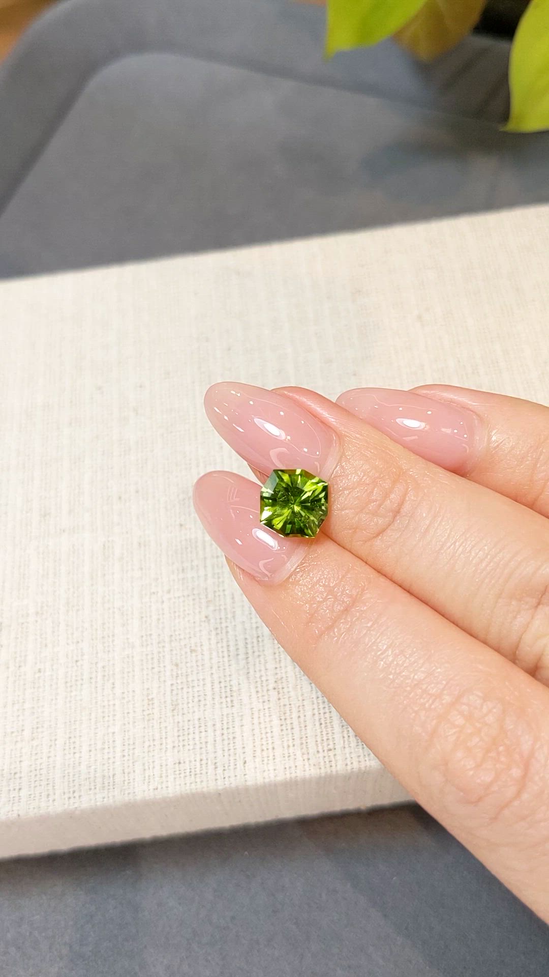 2.83 Ct. Yellowish Green Peridot from Pakistan Size Video