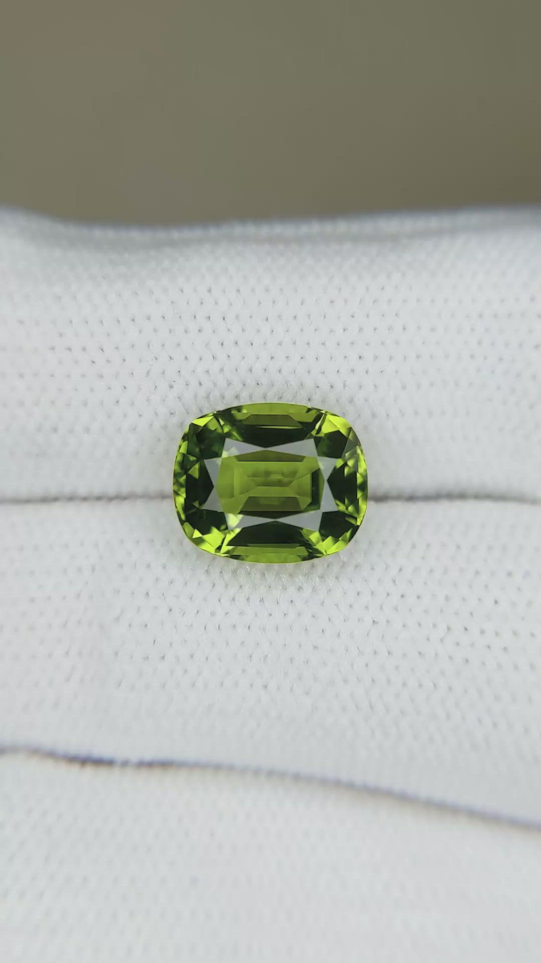 3.99 Ct. Yellowish Green Peridot from Pakistan Size Video
