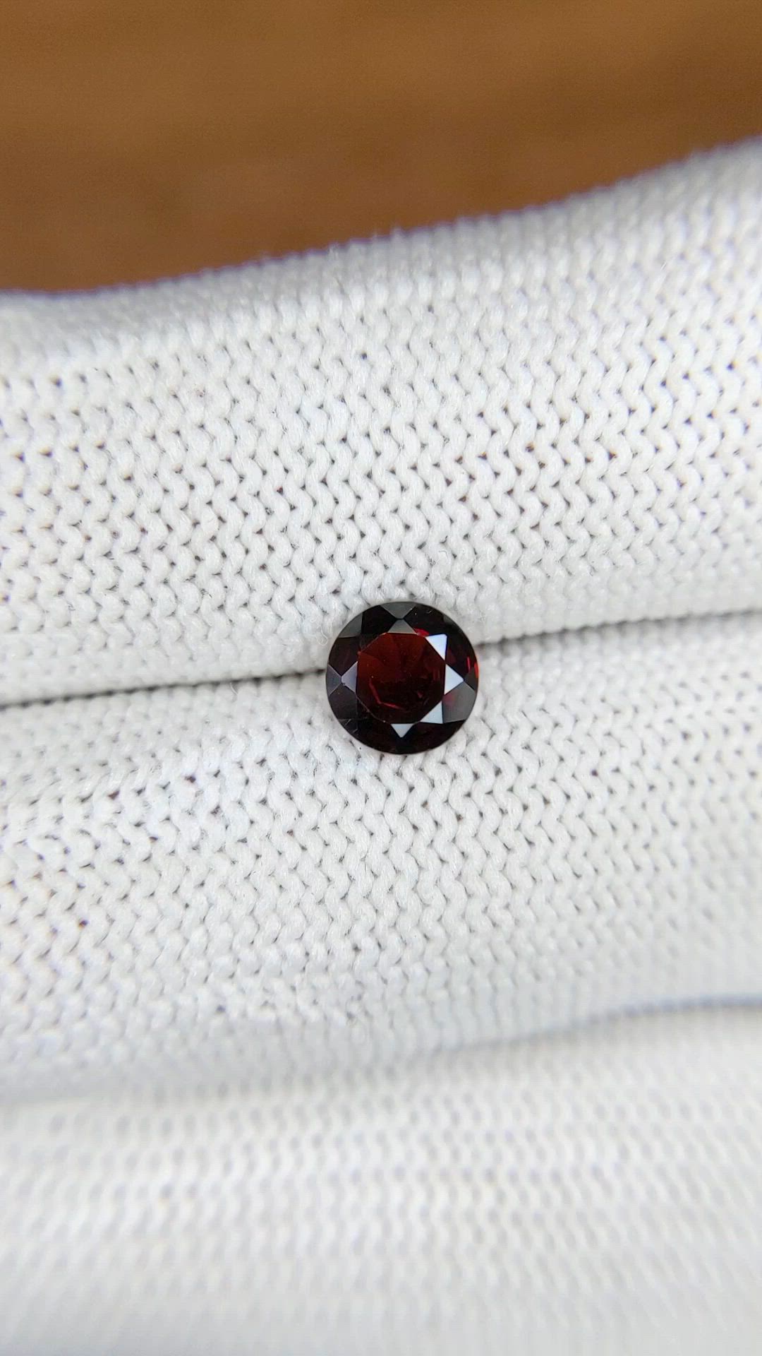 0.83 Ct. Red Garnet from Ceylon (Sri Lanka) Size Video
