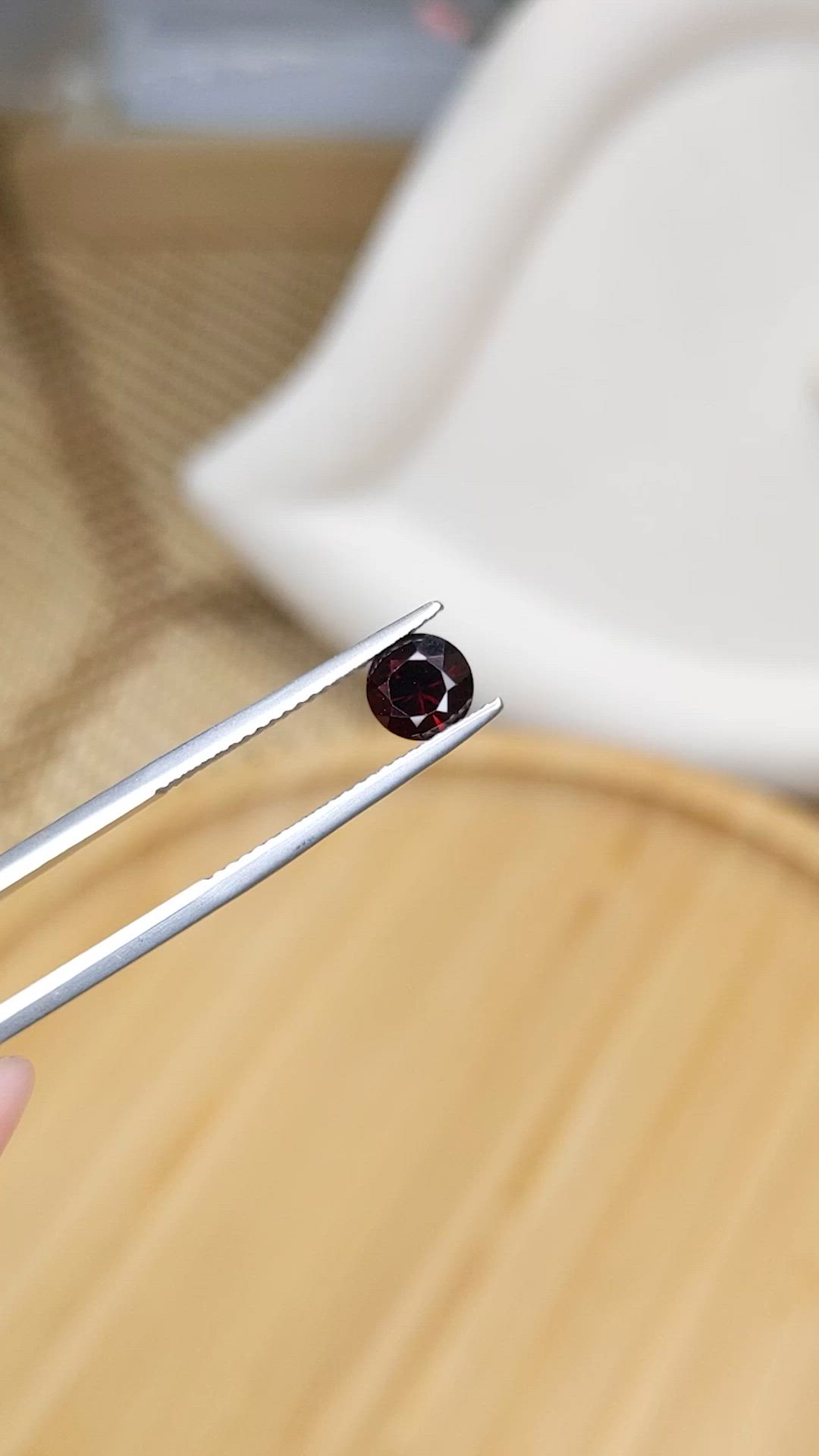 0.98 Ct. Red Garnet from Ceylon (Sri Lanka) Size Video