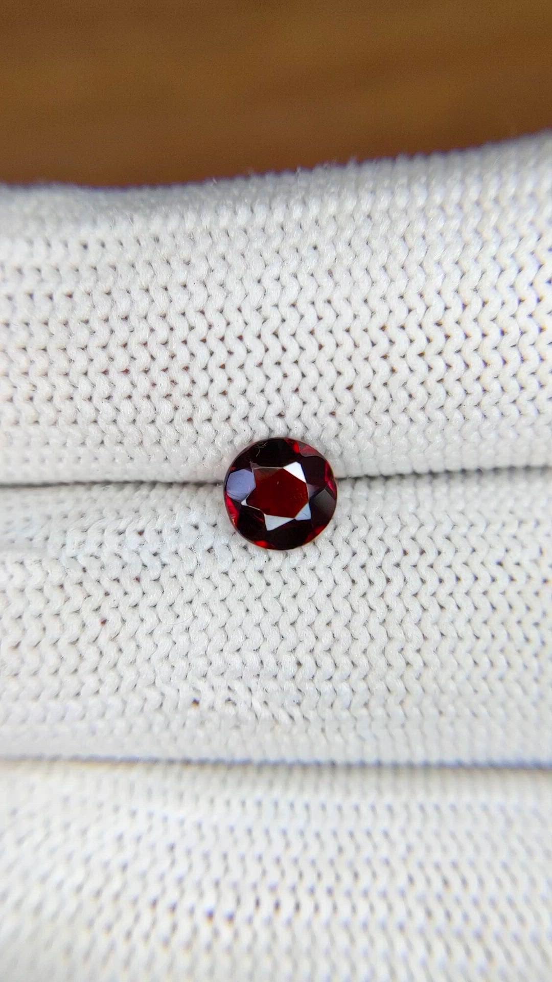 0.84 Ct. Red Garnet from Ceylon (Sri Lanka) Size Video