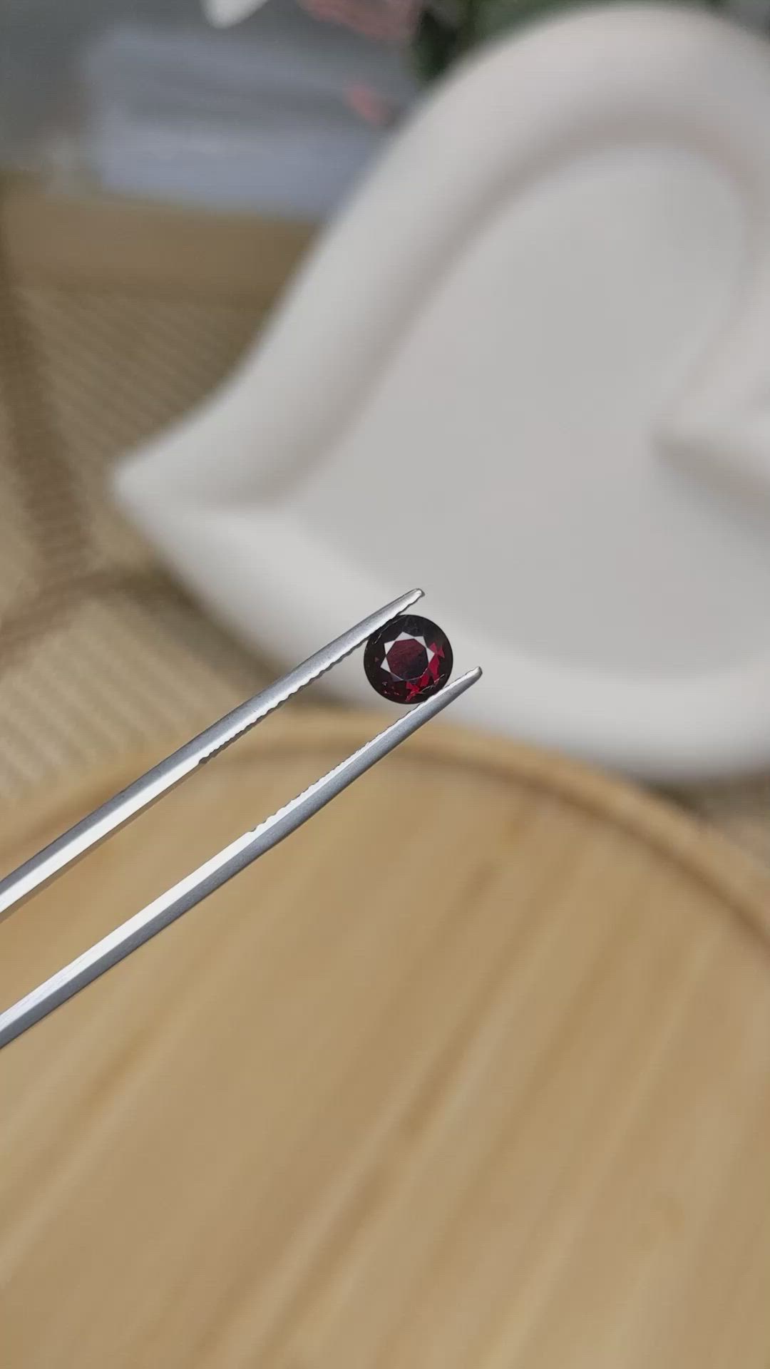 0.85 Ct. Red Garnet from Ceylon (Sri Lanka) Size Video