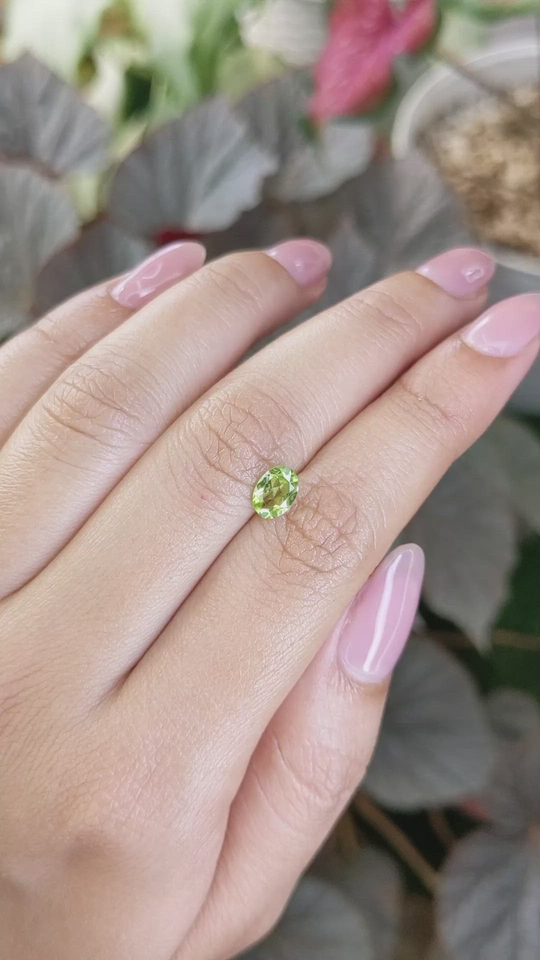 0.83 Ct. Yellowish Green Peridot from Madagascar Size Video