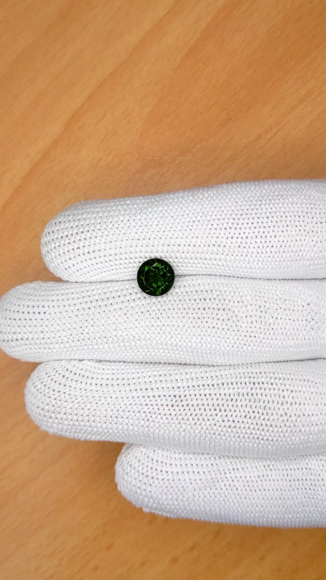 1.63 Ct. Chrome Diopside from Brazil Size Video