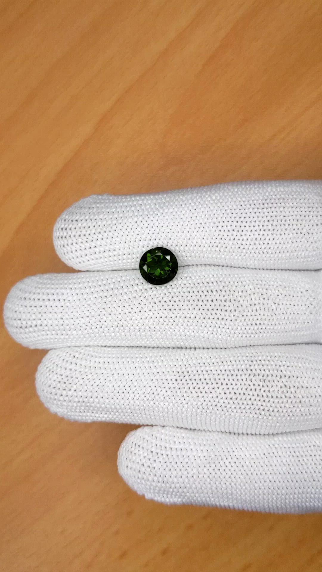 1.93 Ct. Chrome Diopside from Brazil Size Video