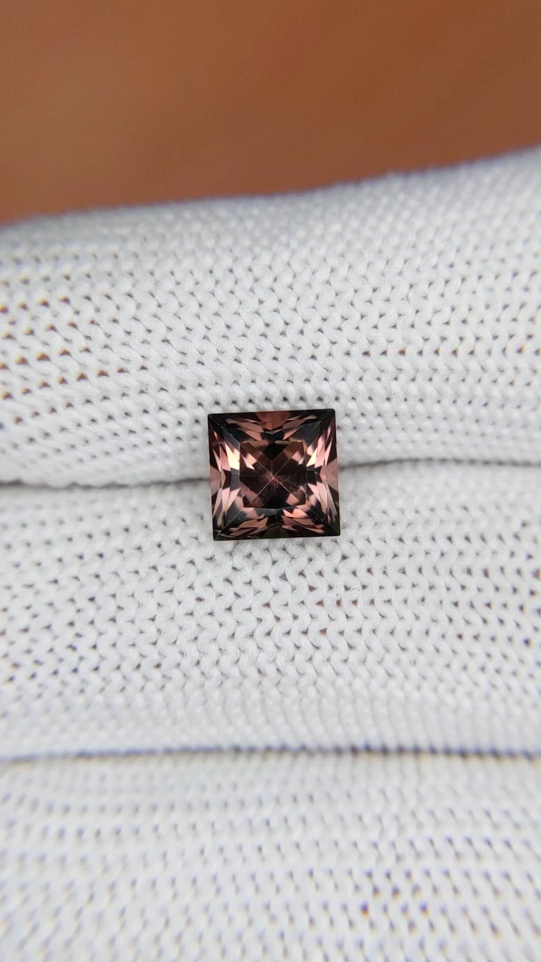 1.94 Ct. Brown Smokey Quartz from Ceylon (Sri Lanka) Size Video