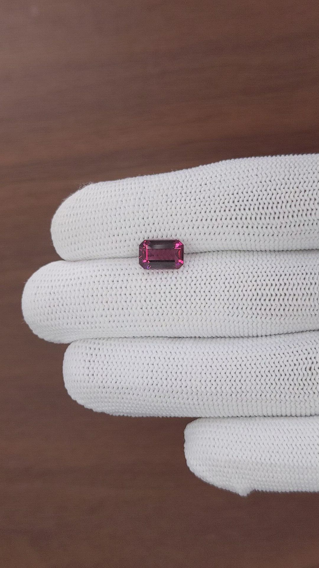 2.96 Ct. Purplish Pink Garnet from Tanzania Size Video