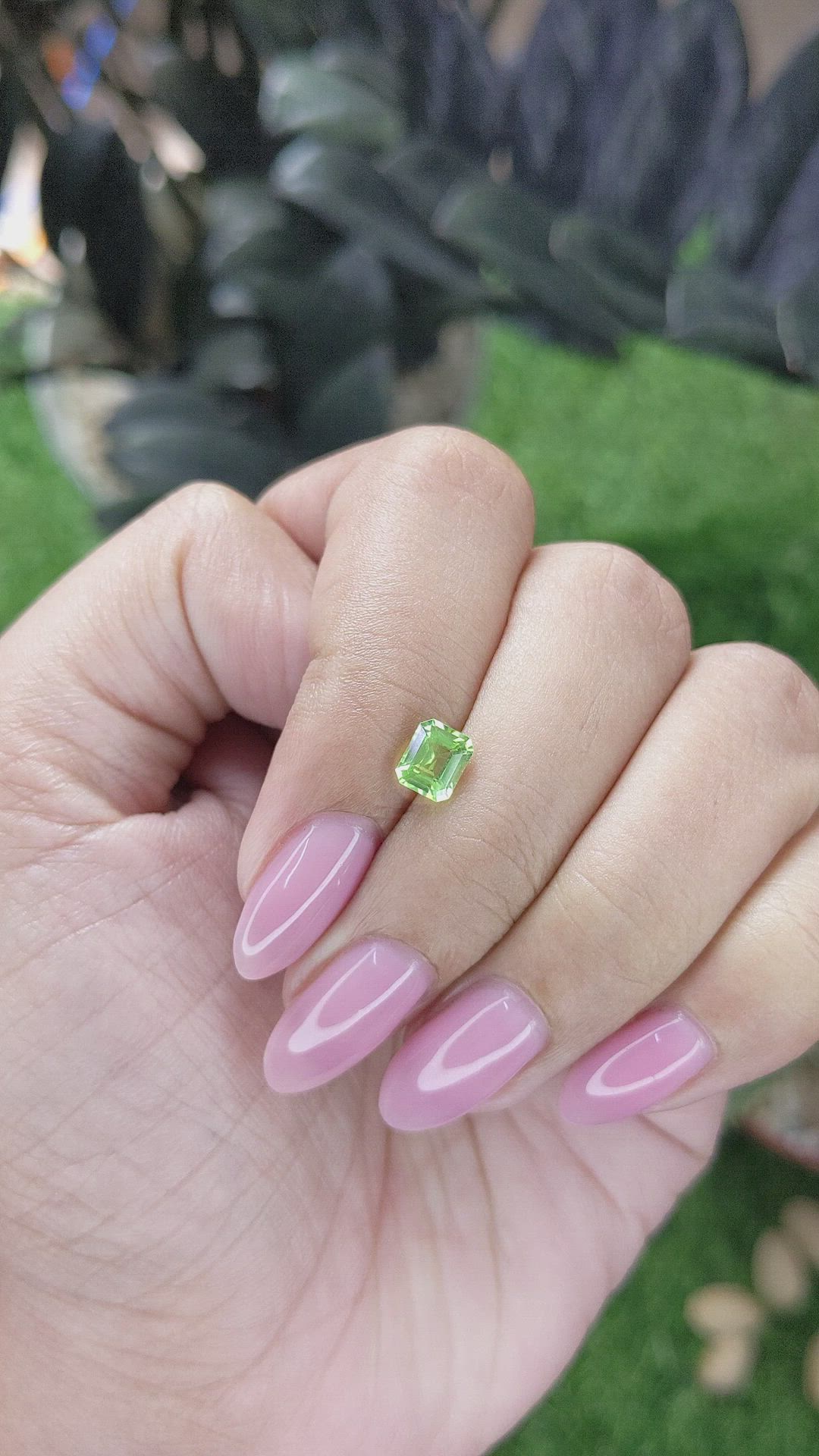 0.75 Ct. Green (Lime Green) Peridot from Tanzania Size Video