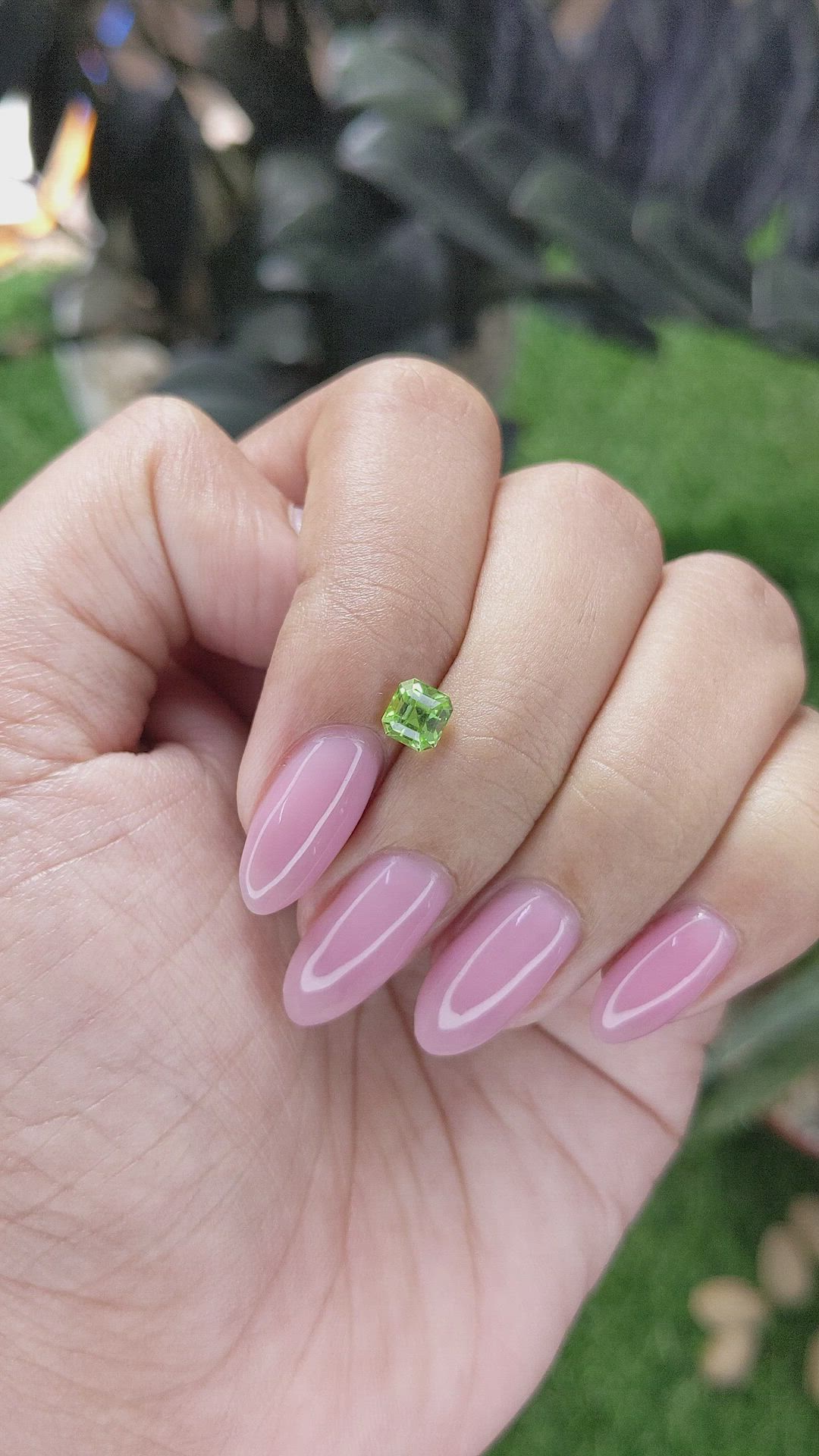 0.75 Ct. Green (Lime Green) Peridot from Tanzania Size Video