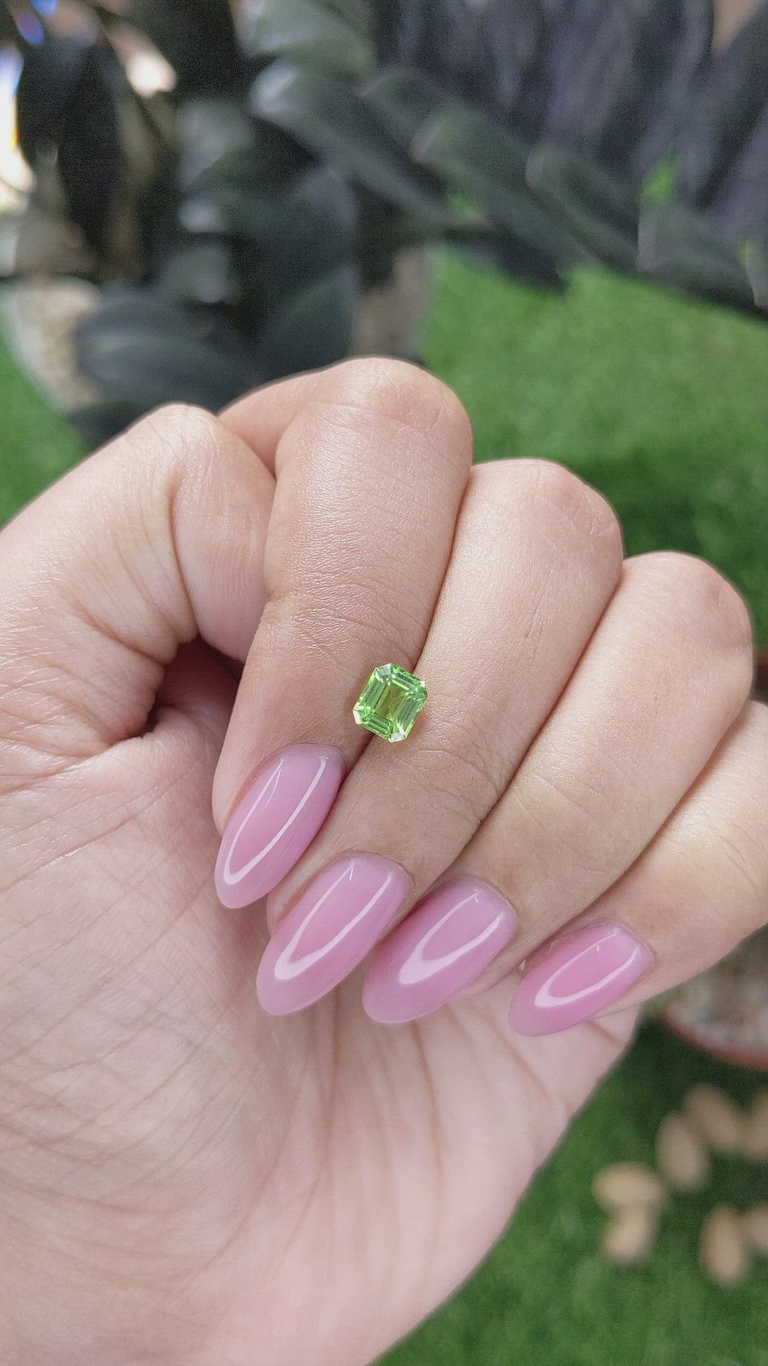 0.93 Ct. Green (Lime Green) Peridot from Tanzania Size Video