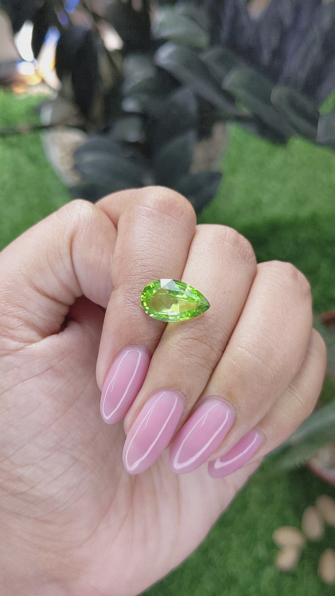 3.80 Ct. Green (Lime Green) Peridot from Tanzania Size Video