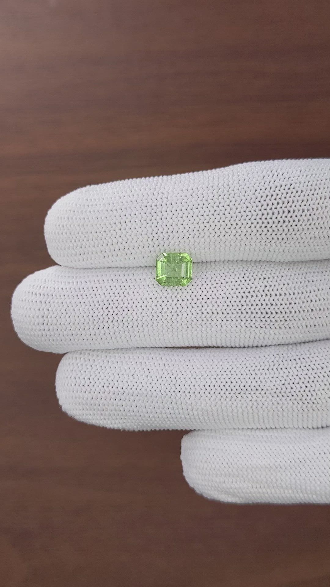 1.23 Ct. Green (Lime Green) Peridot from Tanzania Size Video