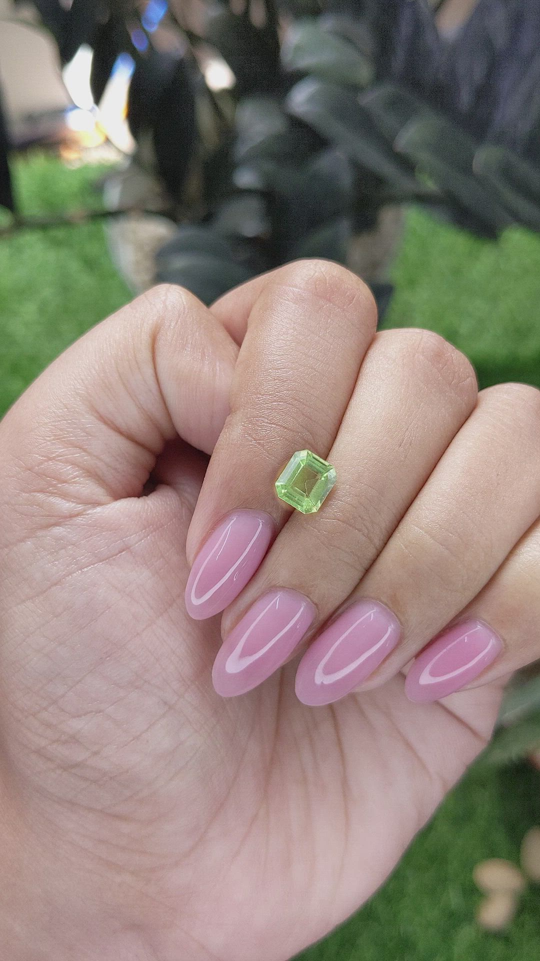 1.23 Ct. Green (Lime Green) Peridot from Tanzania Size Video