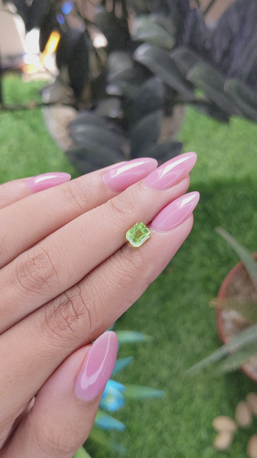 0.92 Ct. Green (Lime Green) Peridot from Tanzania Size Video