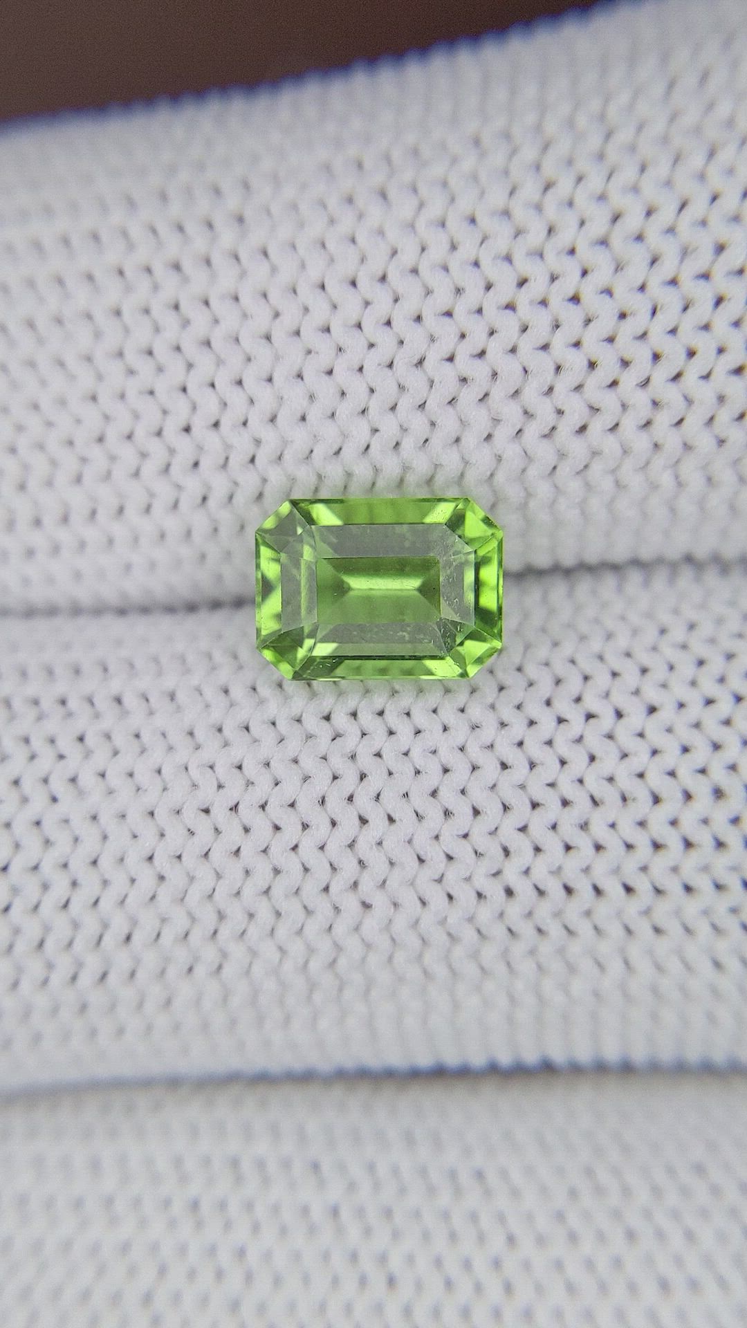 2.04 Ct. Green (Lime Green) Peridot from Tanzania Size Video