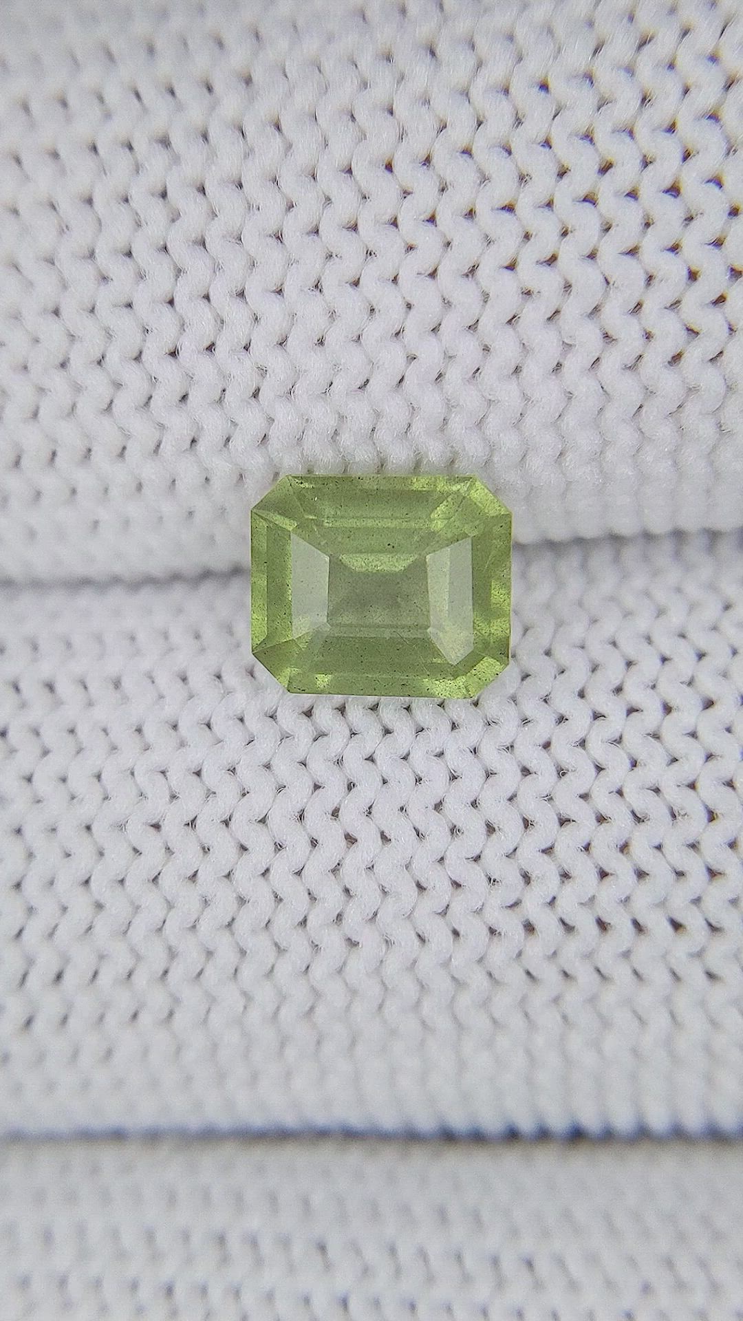 1.33 Ct. Green (Lime Green) Peridot from Tanzania Size Video