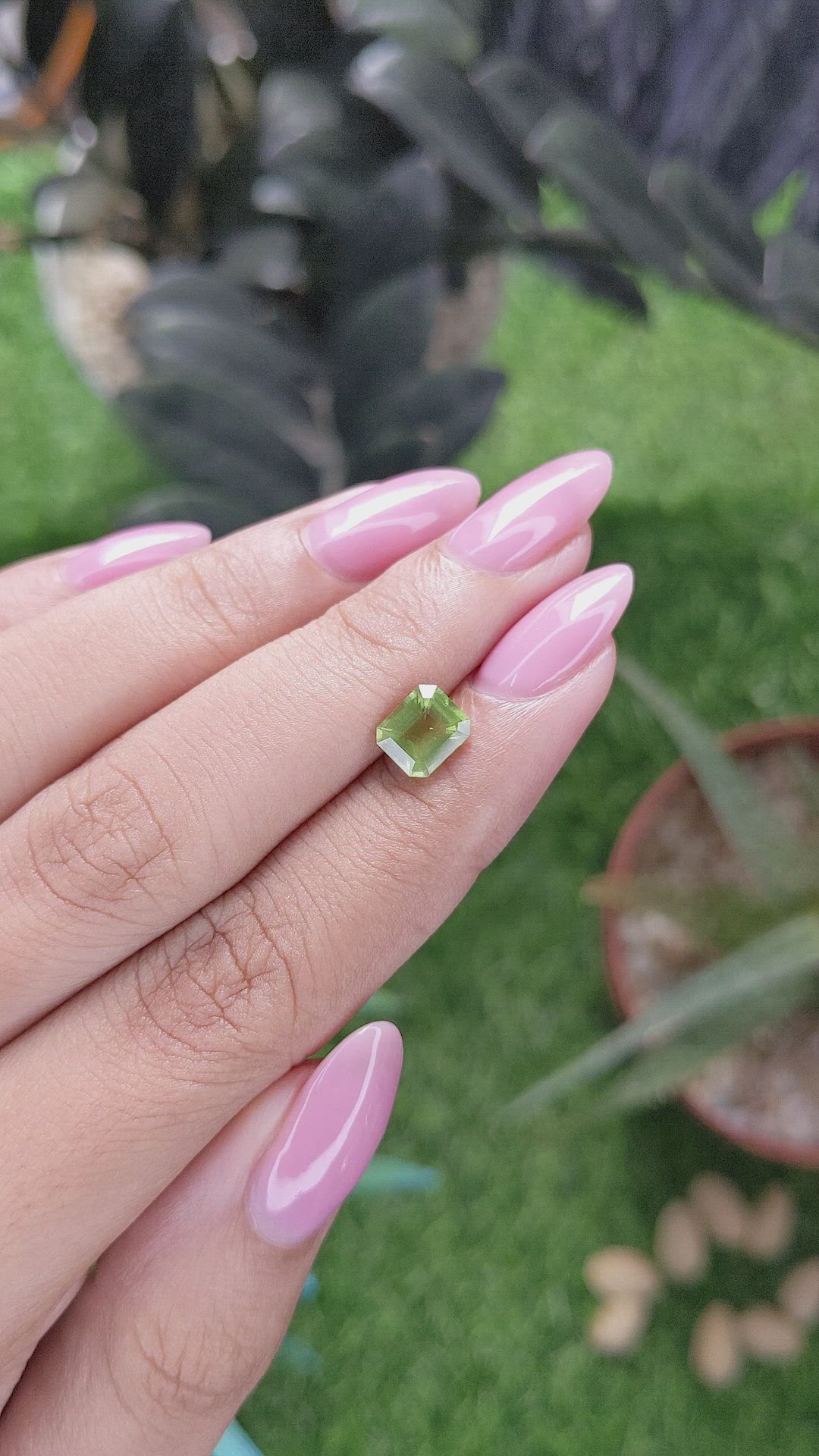 1.33 Ct. Green (Lime Green) Peridot from Tanzania Size Video