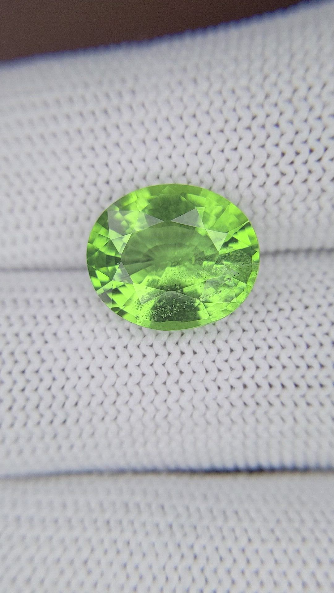 5.62 Ct. Green (Lime Green) Peridot from Tanzania Size Video