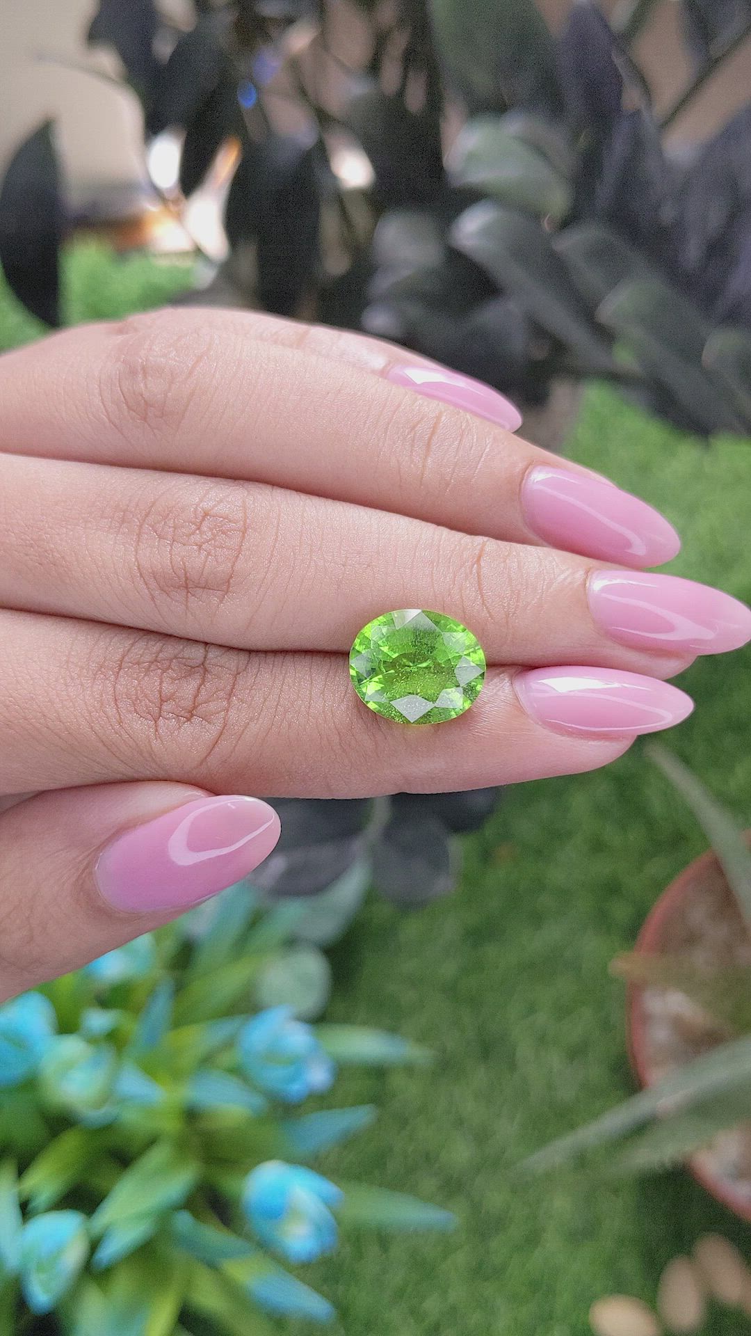 5.62 Ct. Green (Lime Green) Peridot from Tanzania Size Video