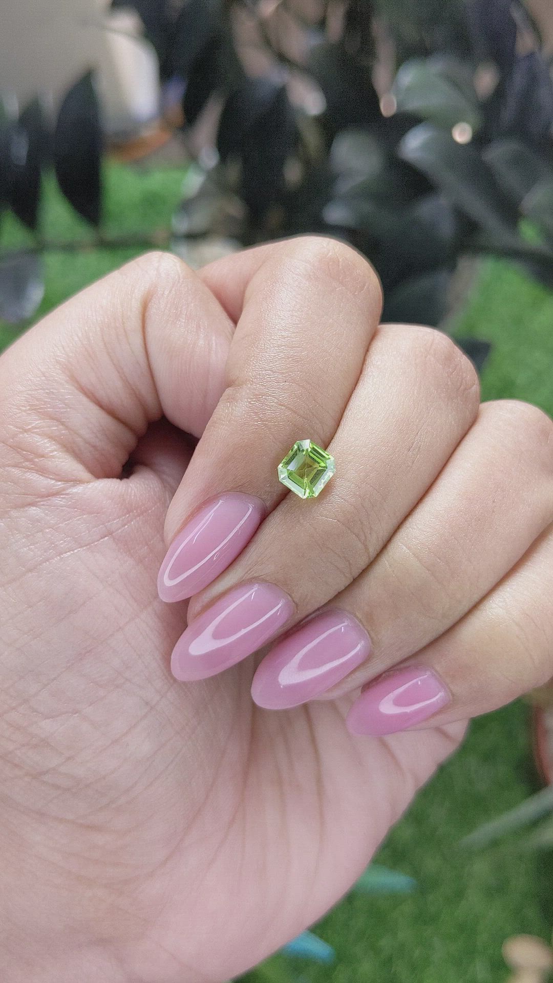1.04 Ct. Green (Lime Green) Peridot from Tanzania Size Video